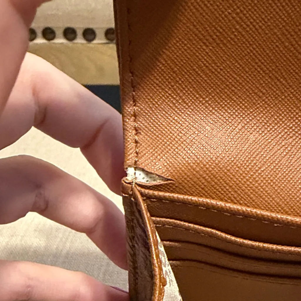 Michael Kors Brown Wallet - Image 10