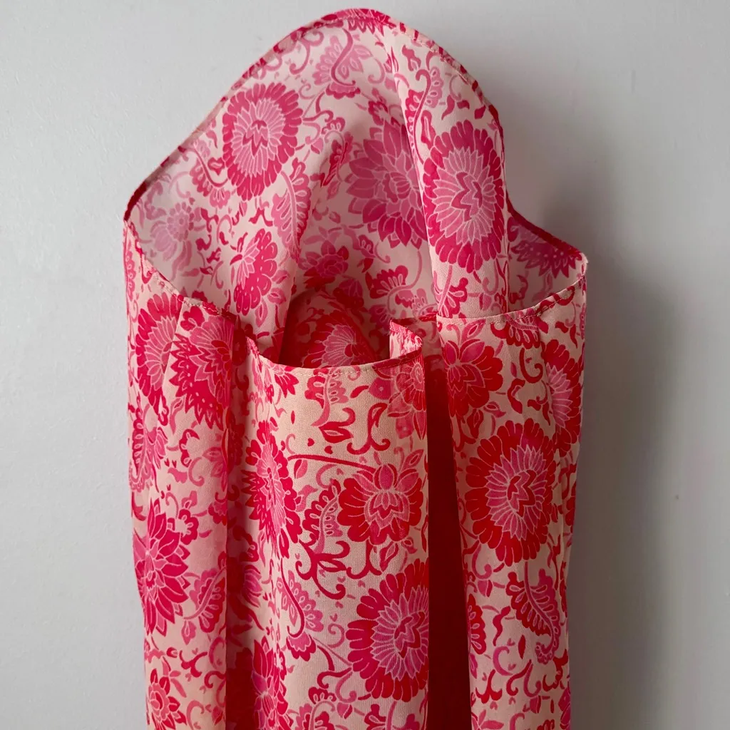 CAbi Vita Floral Sheer Lightweight Flowy Sleeveless Top Blouse #5037 Size Medium Red - Image 6