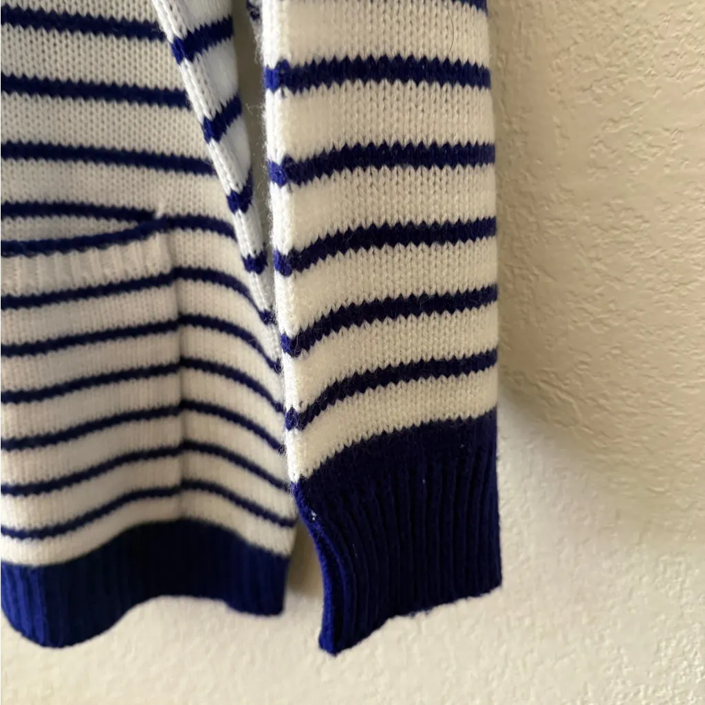 A’Milano Navy and White Striped Turtleneck Sweater size Large pockets Blue - Image 7