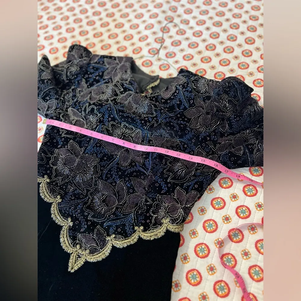 EUC Vintage 90s Scott McClintock Velvet Floral Black Gold Maxi Dress Size Small - Image 6