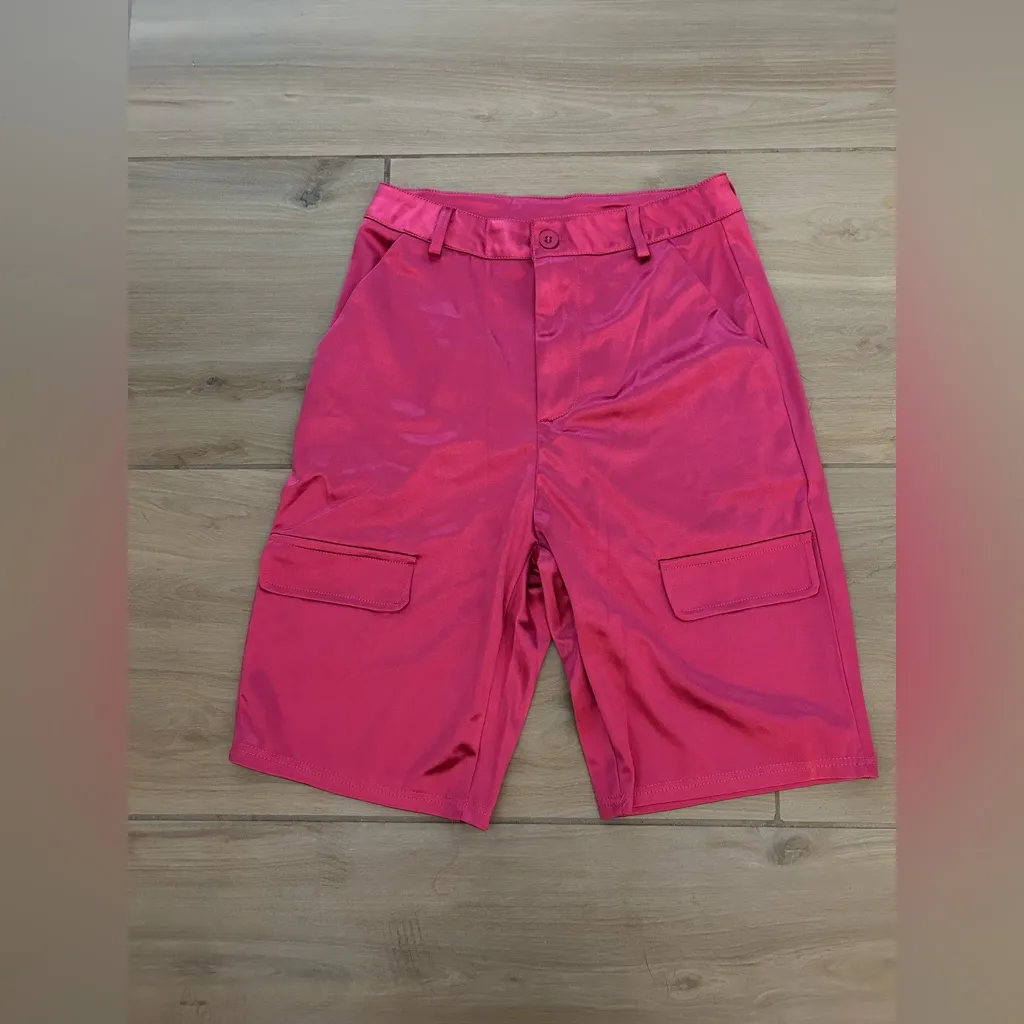 NEW Satin Cargo Shorts High Waist Multiple Pockets Bottoms M Pink Size M - Image 3