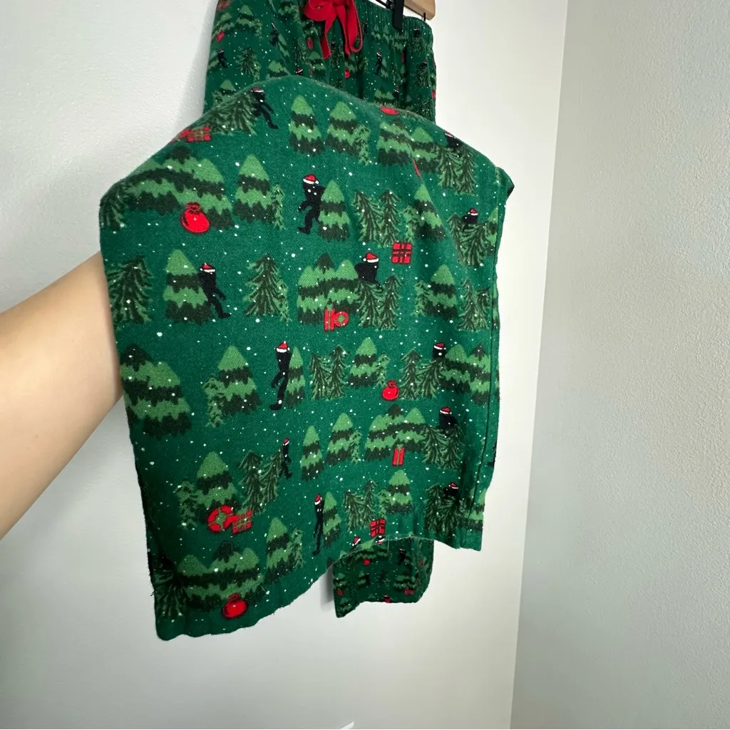 Natural Reflections 100% Cotton Flannel Pajama Pants M Big Foot Yeti Sasquatch - Image 3