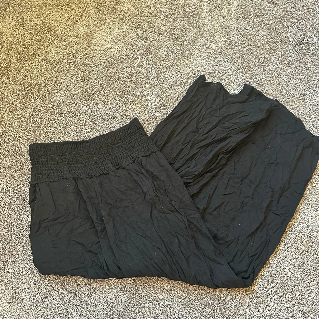 Le Lis Elegant Black Wide-Leg Pants - Image 4