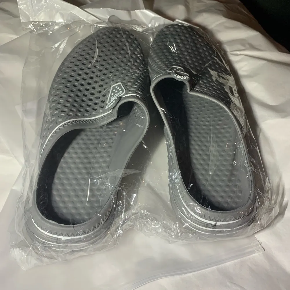 Sport Gray and White Mesh Mule Size 11.5 - Image 4