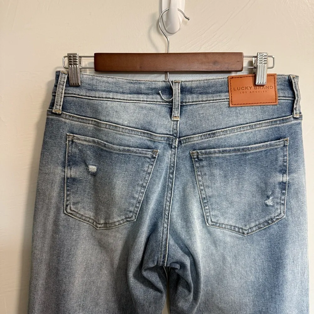 Lucky Brand Women's Easy Rider Mid-Rise Bootcut Medium‎ Wash Distress 6/28x32 - Image 4