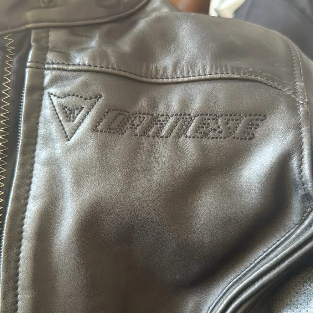 Dainese black leather Racing jacket moto style size 44 - Image 6