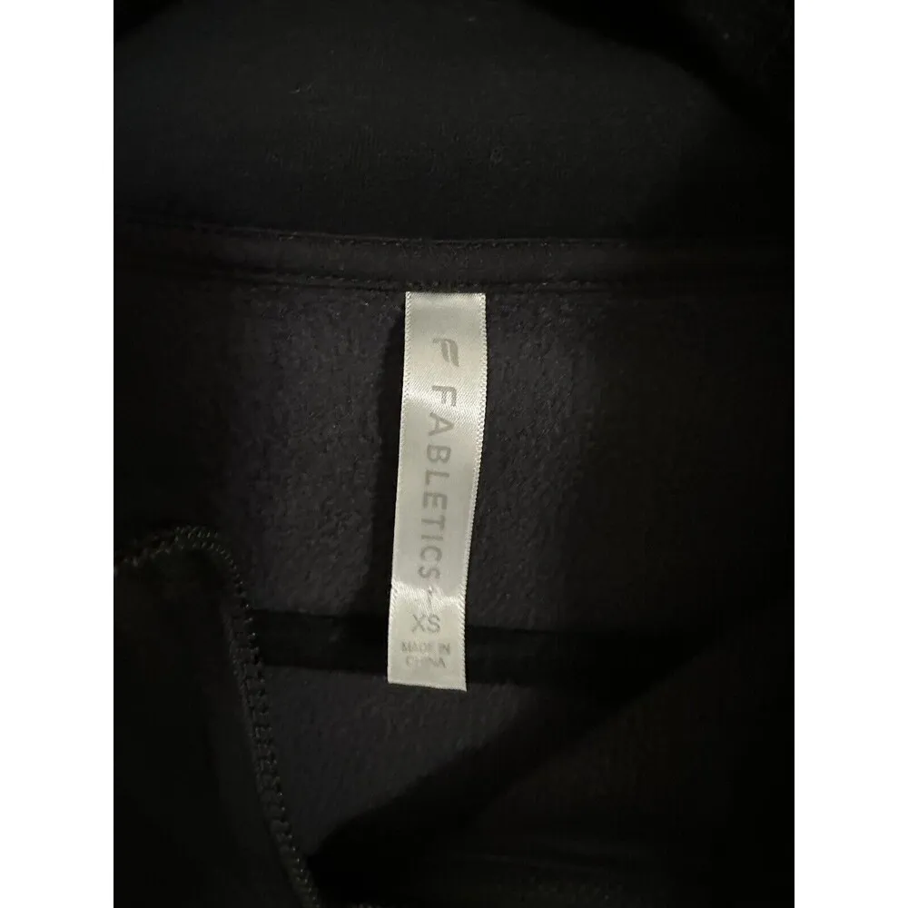 Fabletics  Sweater Size XS Womens Black Long Sleeve Quarter Zip Collared Pockets - Image 3