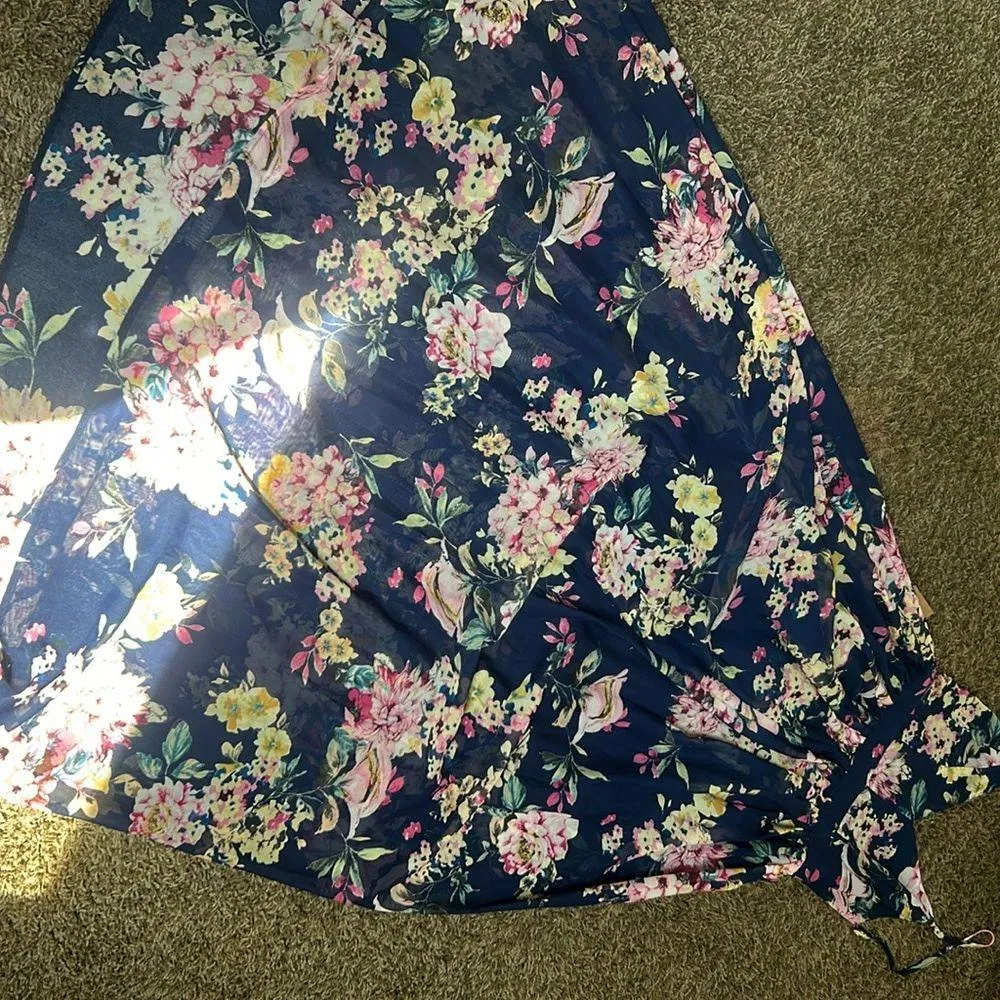 NWT Miss Avenue Blue Floral Chiffon Maxi Size Small - Image 3