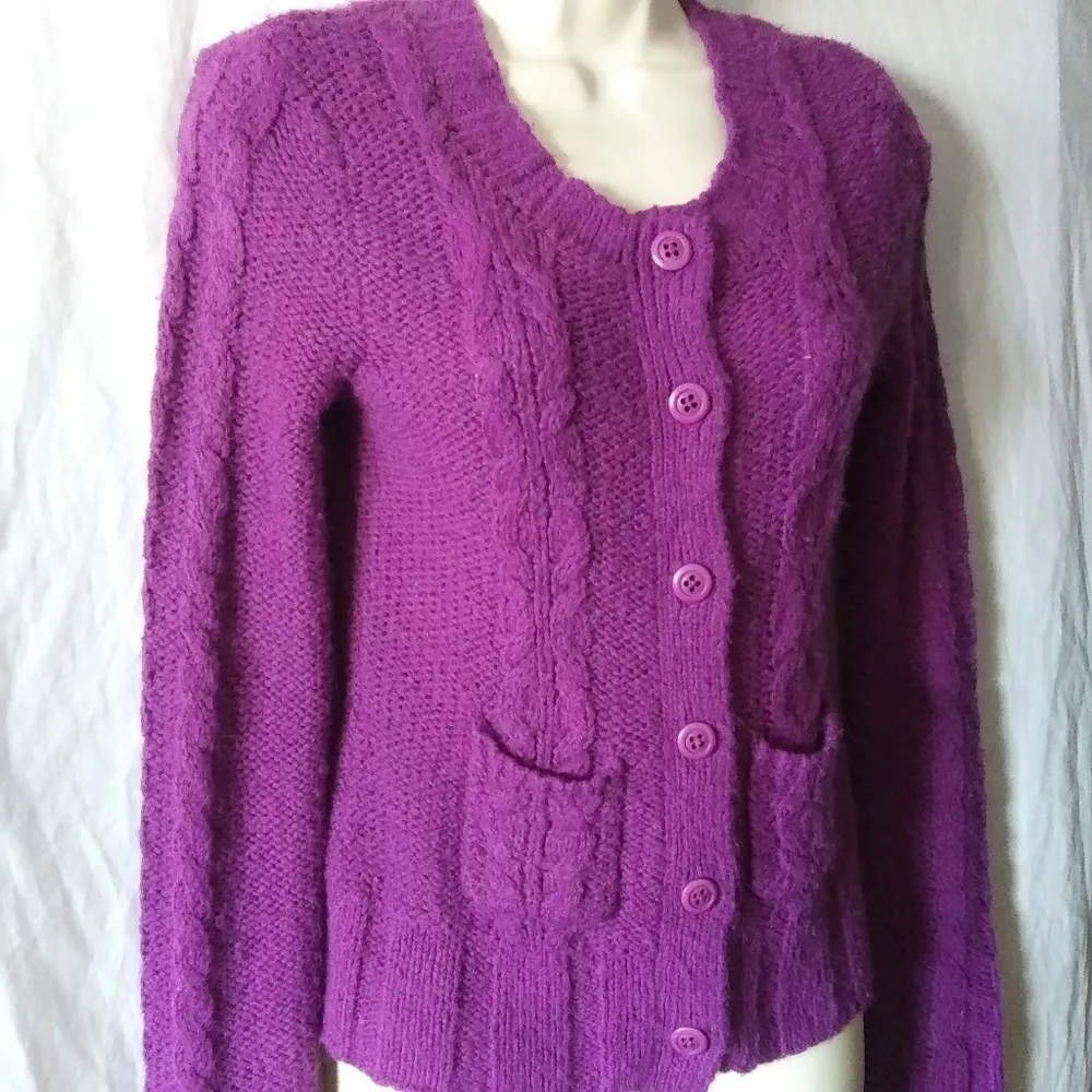 knit sweater button closure long sleeves women’s Size Small - Image 9