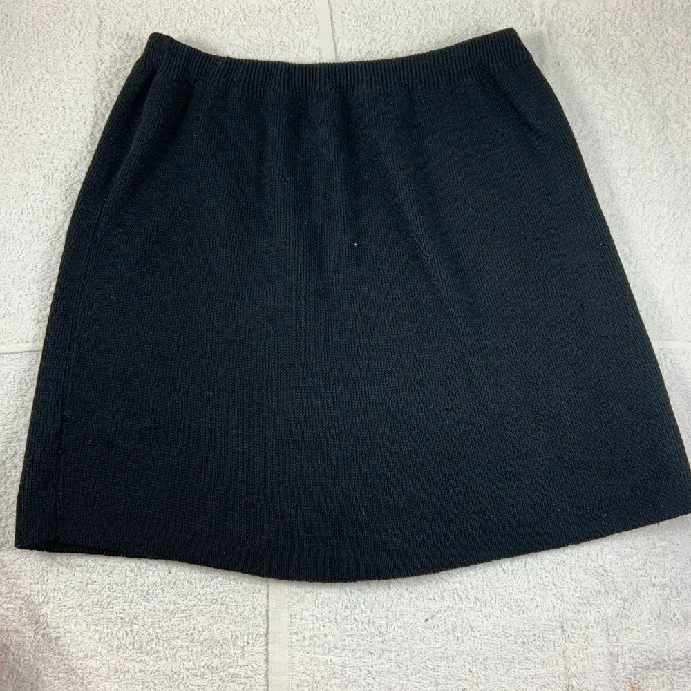 Contempo Casuals vintage black Knit mini skirt - Image 2