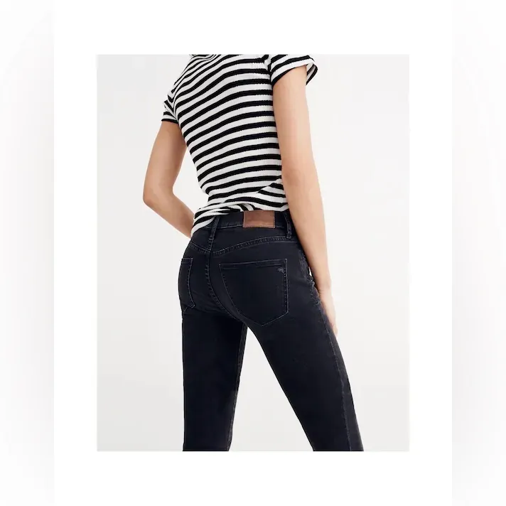 Madewell 9" High-Rise Skinny Jeans in Lunar- Size 28 - Image 2