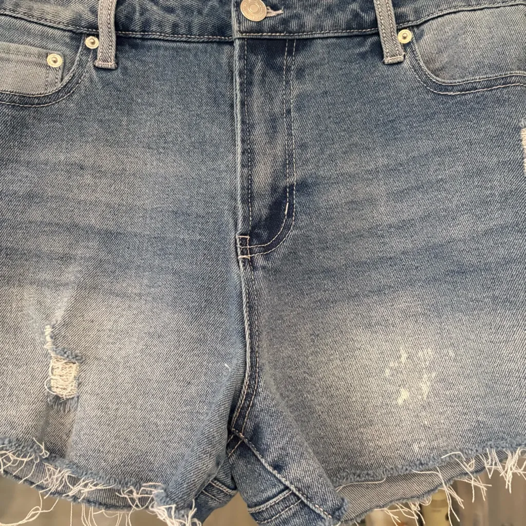 Juicy Couture Heart Embroidered Distressed Cutoff Denim Jean Shorts, Sz 29 - Image 10