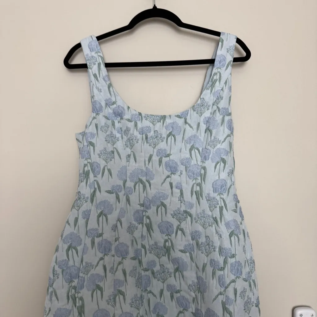 Amanda Uprichard Empire Floral Jacquard
Minidress in Flores Brocade Size M - Image 4