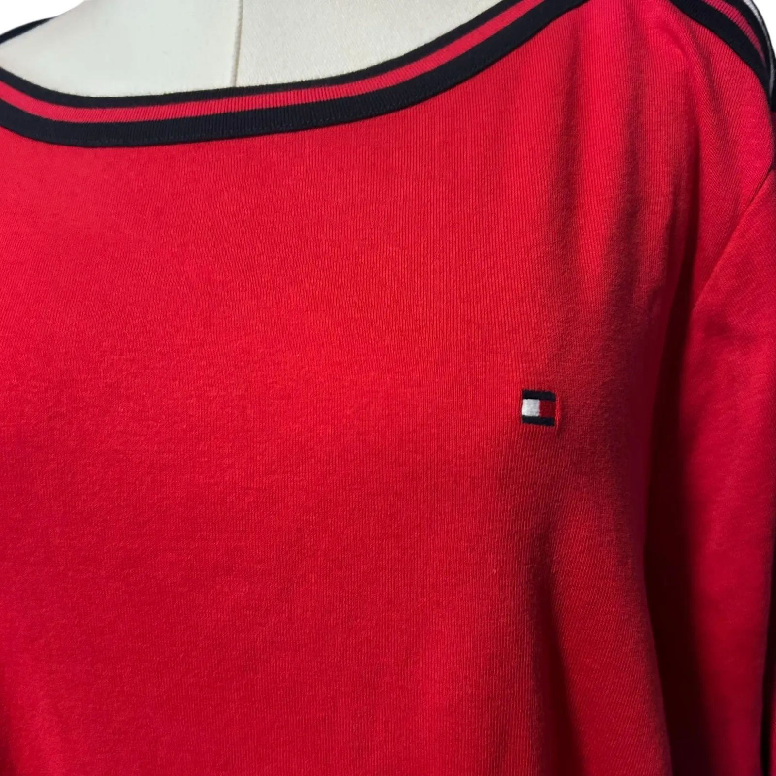 Tommy Hilfiger Top SZ 2XL Red w/ Black White Strip Across Shoulders Logo Preppy - Image 6