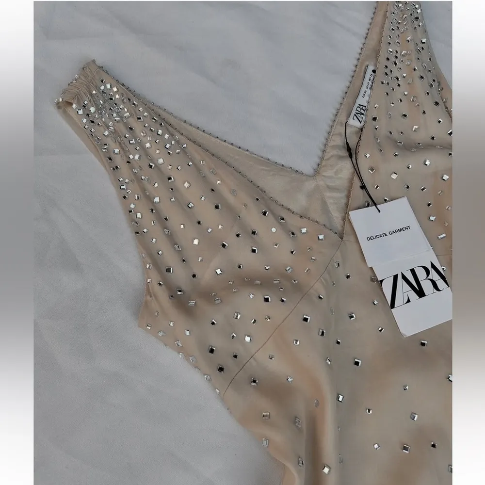 Zara NWT nude jewelled embellished crystal rhinestone sparkly v neck mini dress - Image 14