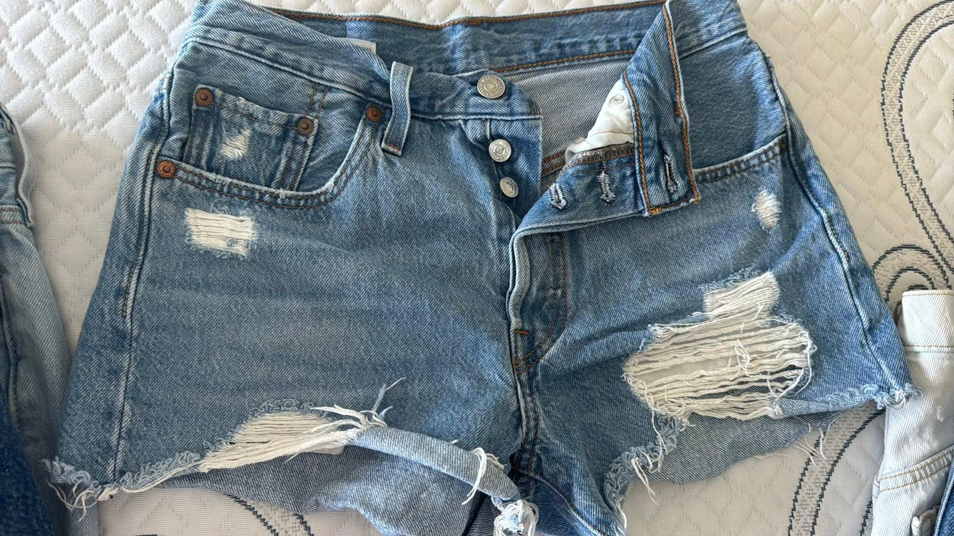 501 High-Rise Shorts - Image 4