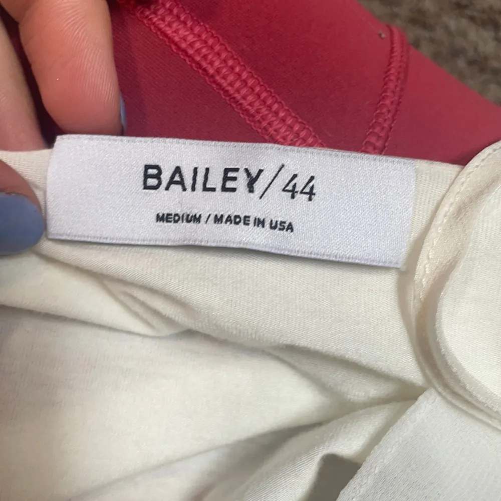 NWT Bailey 44 white hades too blouse 100% silk - Image 4