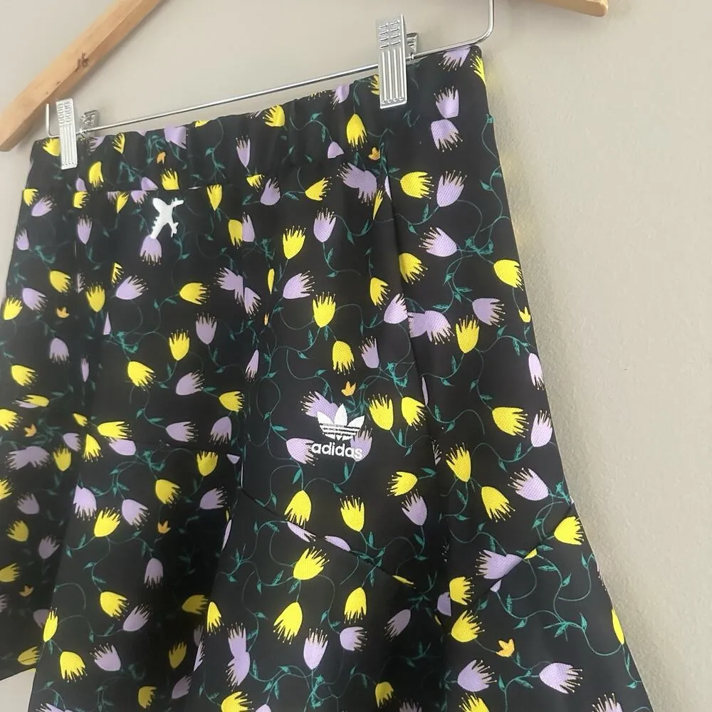 Adidas Originals AOP Skirt Women’s Size Small A-Line Floral Active Skirt Black - Image 2