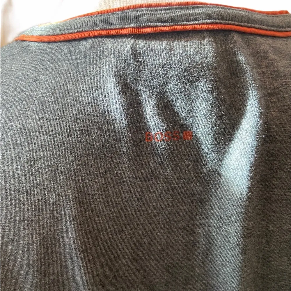 Boss Hugo Boss grey cotton long sleeve T-shirt L. - Image 4