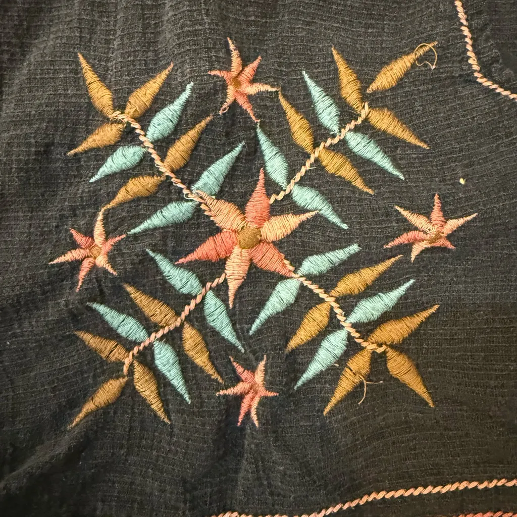 AE American Eagle Black Embroidered Pull-On Festival Shorts Medium - Image 4