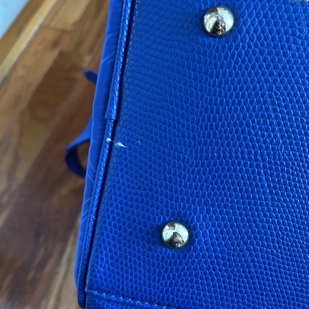 Vera Bradley Weekender - Image 8