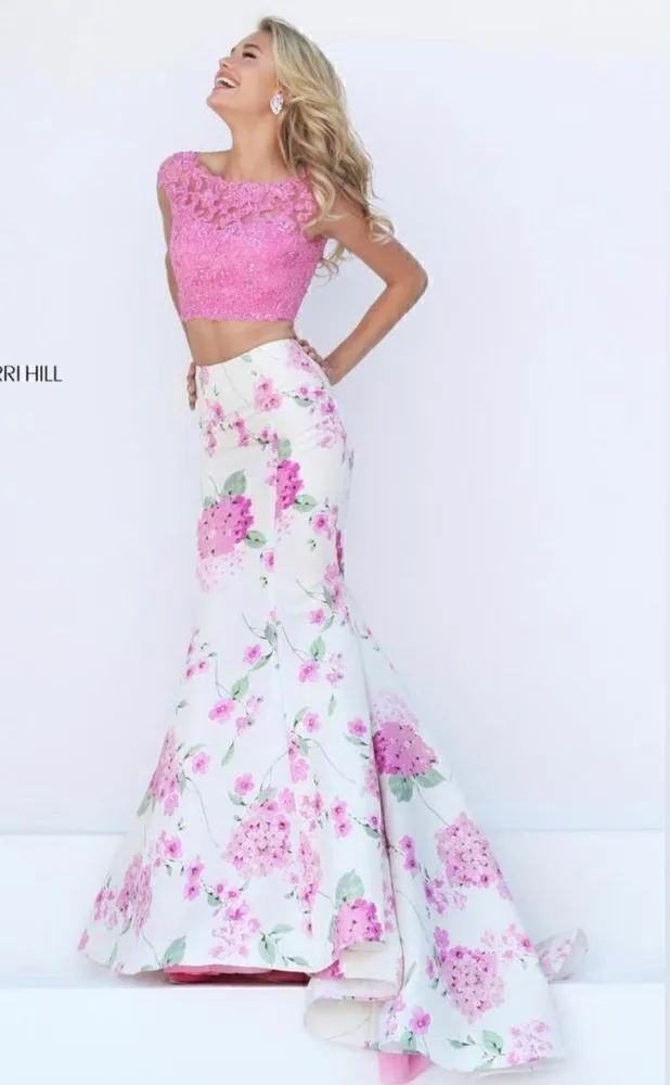 NWT Sherri Hill Pink Ivory Floral Skirt - Image 2