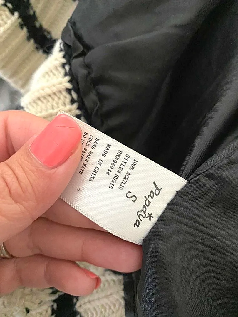 Letter Sweater - Image 4