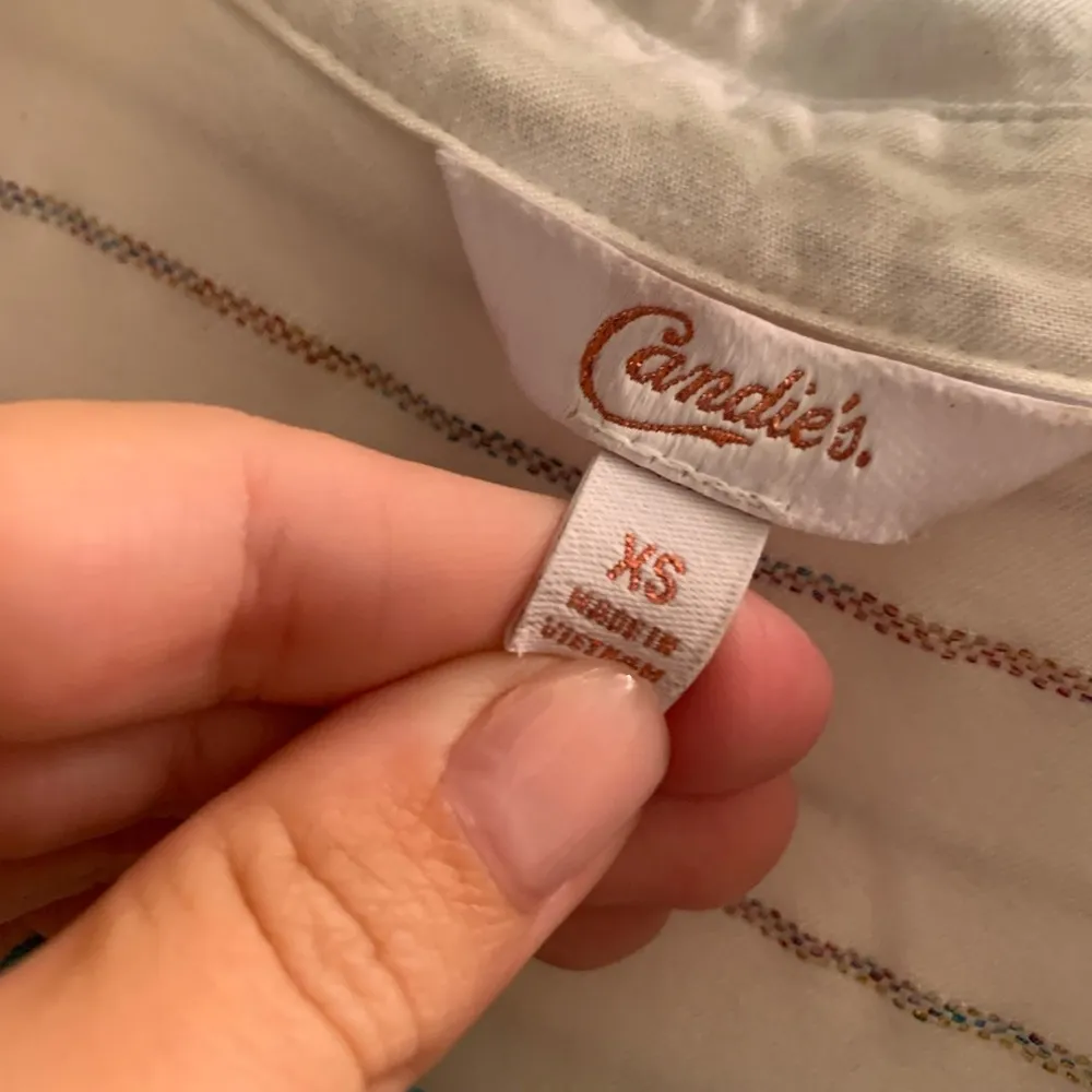 Candie's White striped button down top - Image 3