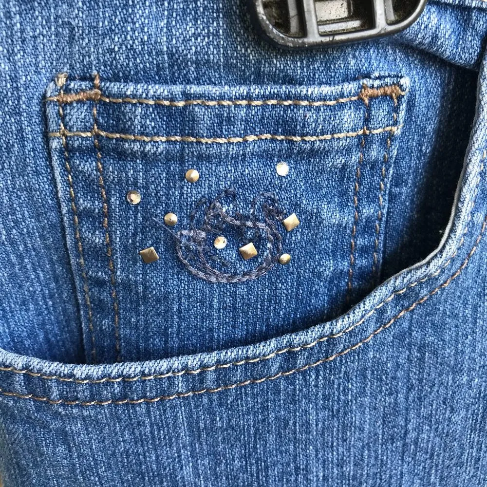 Gloria Vanderbilt Capri Jeans Size 8 Embellished - Image 8