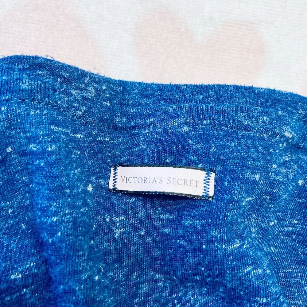 Victoria's Secret He‎ sees you when ur tweeting shirt Large - Image 5