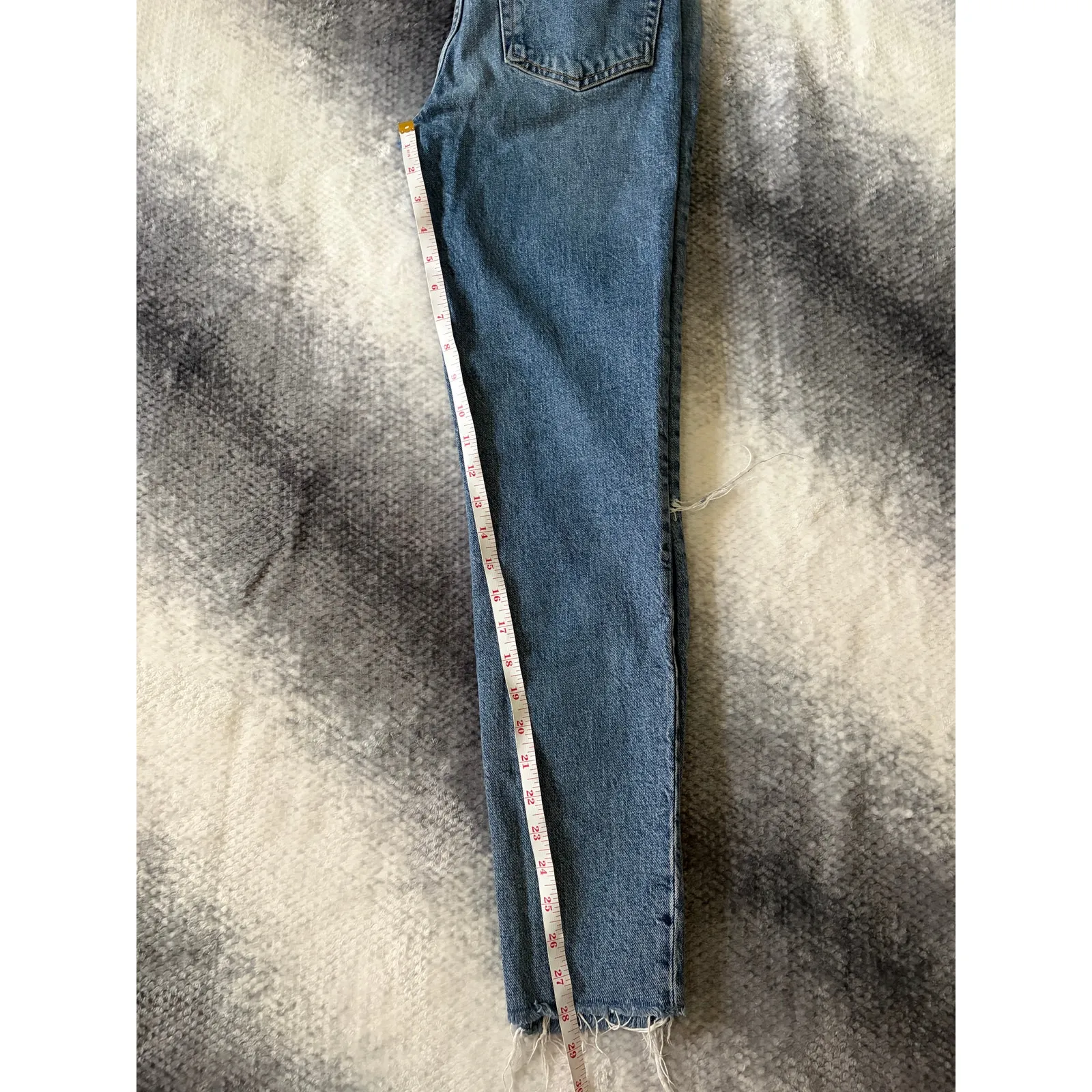 We The Free Distressed Button Fly Raw Cut High Rise Skinny Jean Size 2 26 - Image 9