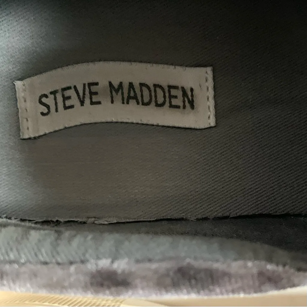 Steve Madden Gema gray crushed velvet slip on platform sneakers Size 7 - Image 12