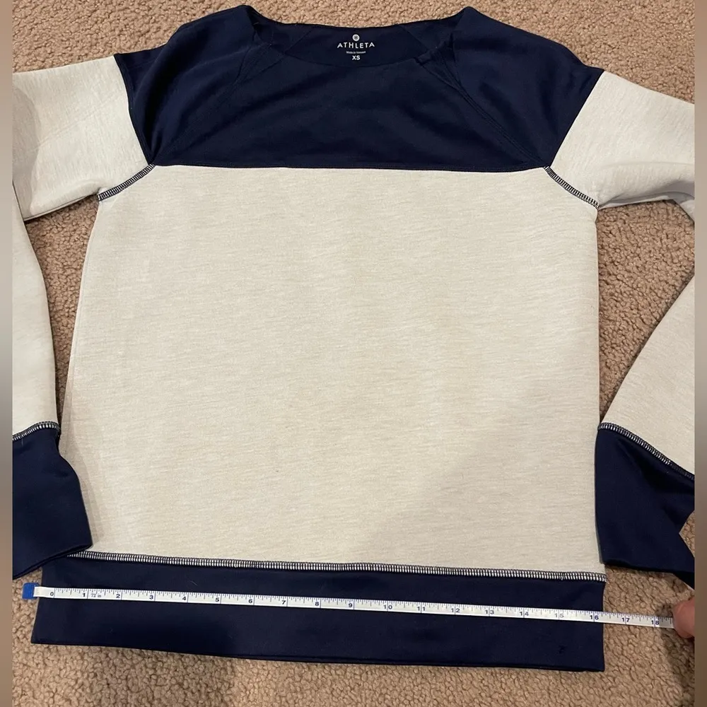 Women's ATHLETA colorblock foam scuba pullover sweatshirt - Image 4