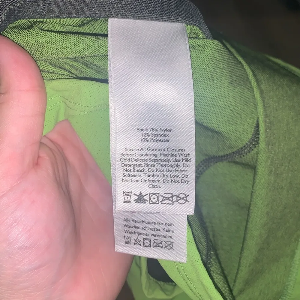 First Ascent Outdoor Jacket Womens Size XS Green Hiking - Image 8