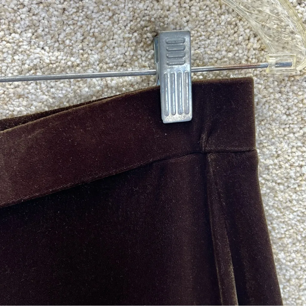 Imperfect vintage velour skirt 90s Y2K chocolate brown stretchy shiny med large - Image 9