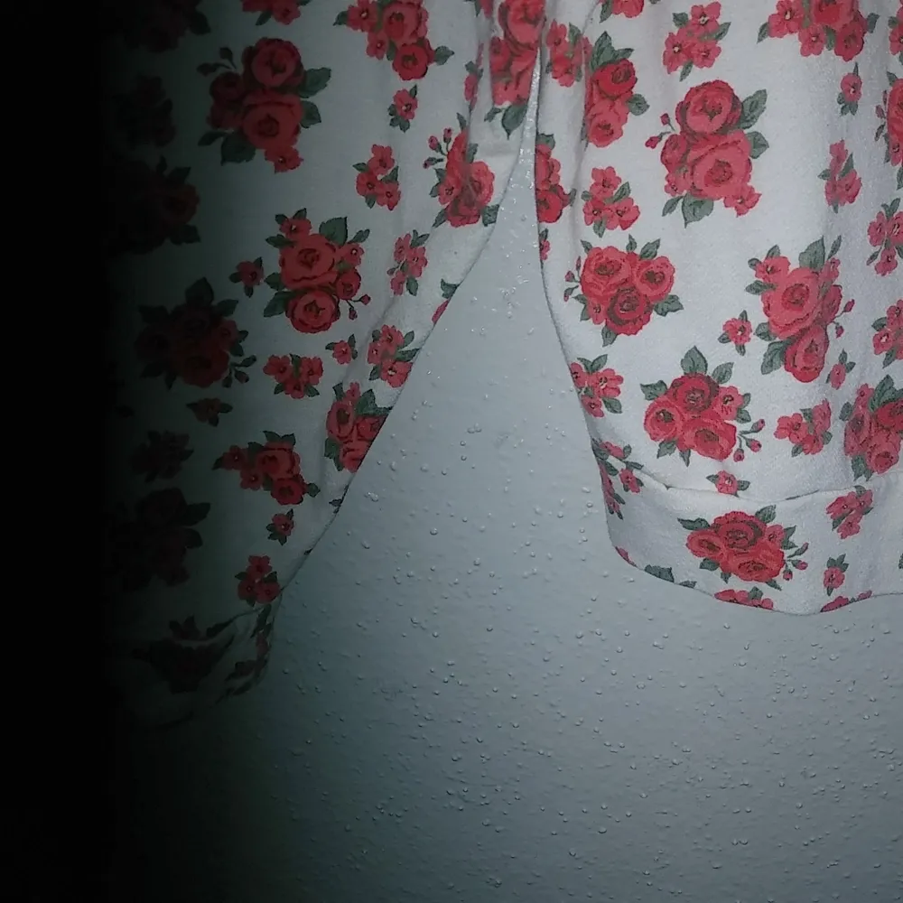 Stranded XXL Heart LOVE SOMEONE Red Floral Print Long Sleeved Top - Image 5