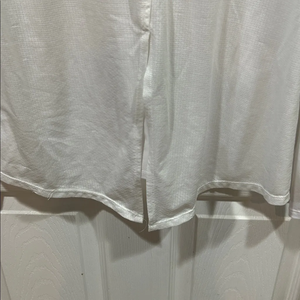 Apana Long Sleeve Yoga Shirt – Size M - Image 3