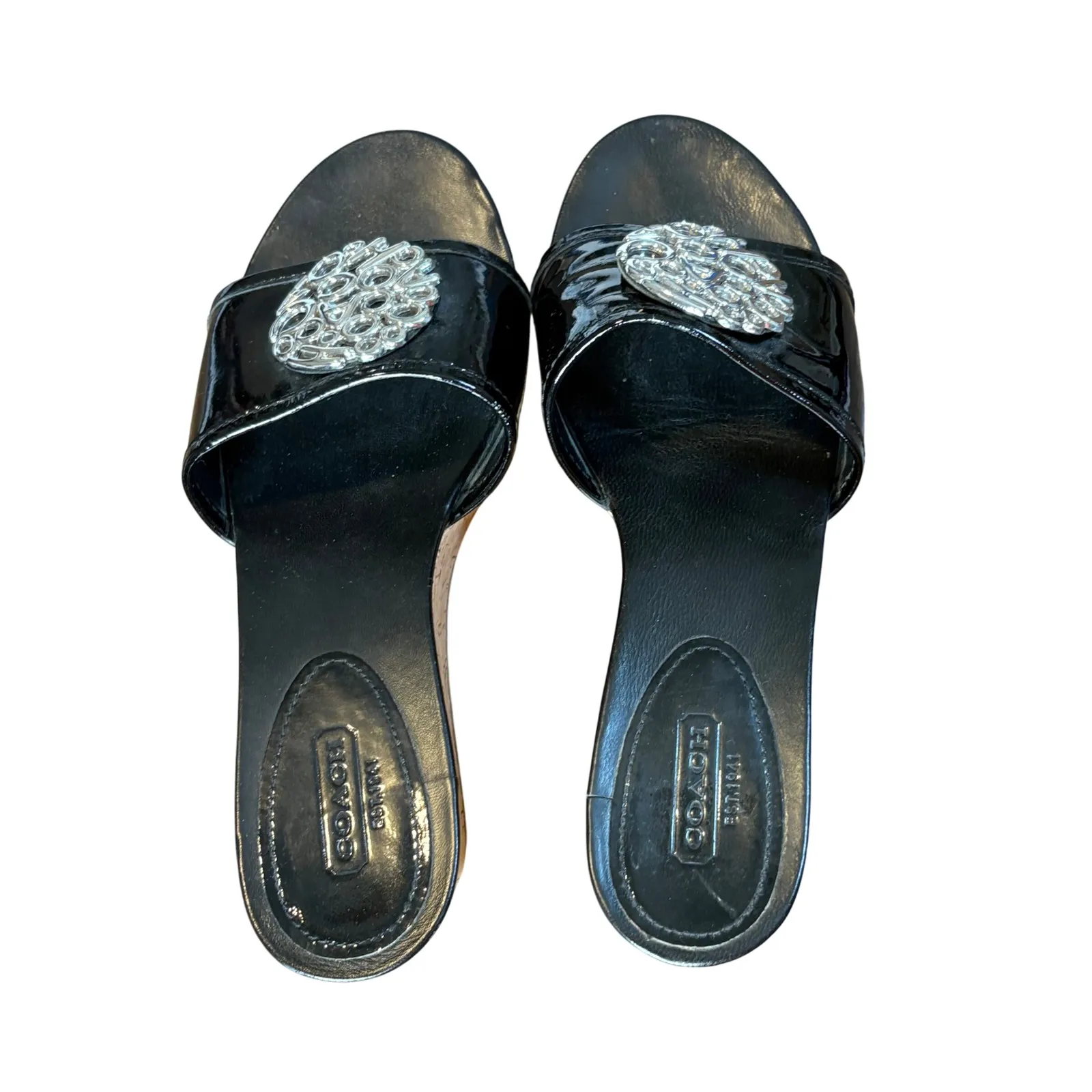 Coach‎ Judith Black Patent Leather Cork Wedge Sandals Embellished Logo Size 7.5 - Image 7