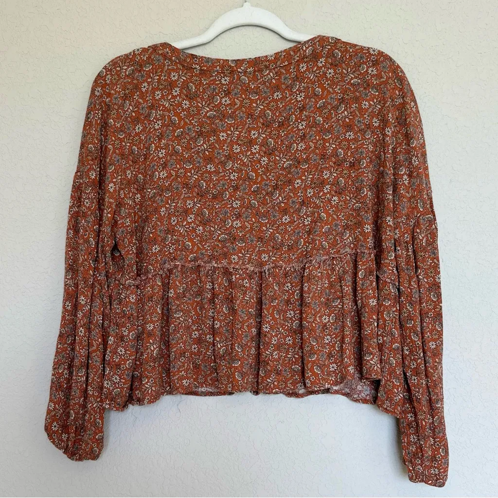 Promesa Orange Floral Babydoll Flowy Cropped Long Sleeve - Image 3