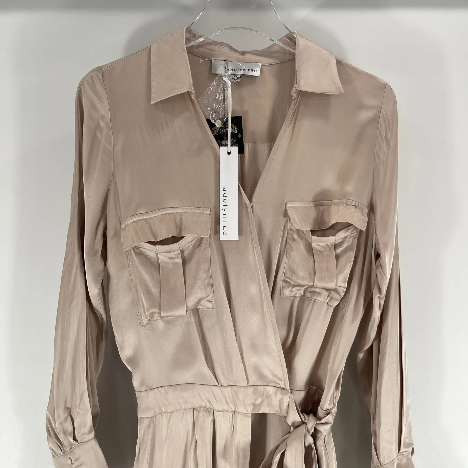 Adelyn Rae XS Kiara Long Sleeve Satin Jumpsuit Champagne Beige New With Tags - Image 5