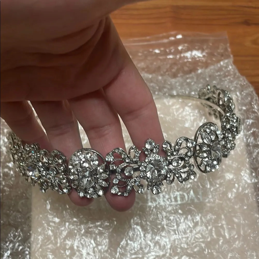 Stunning Opulent Crystal Silver Headband Bride Formal Quinceanera Party … - Image 4