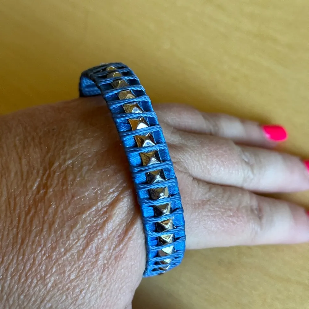Blue and White Woven Bracelet Size 6 - Image 7
