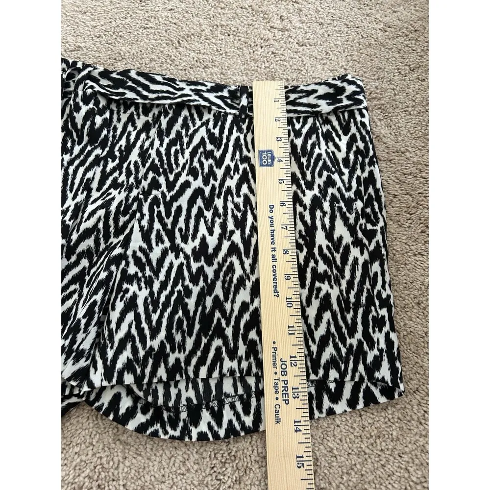 Banana Republic Heritage Animal Print Belted Shorts Size 2 Summer Vacation - Image 7