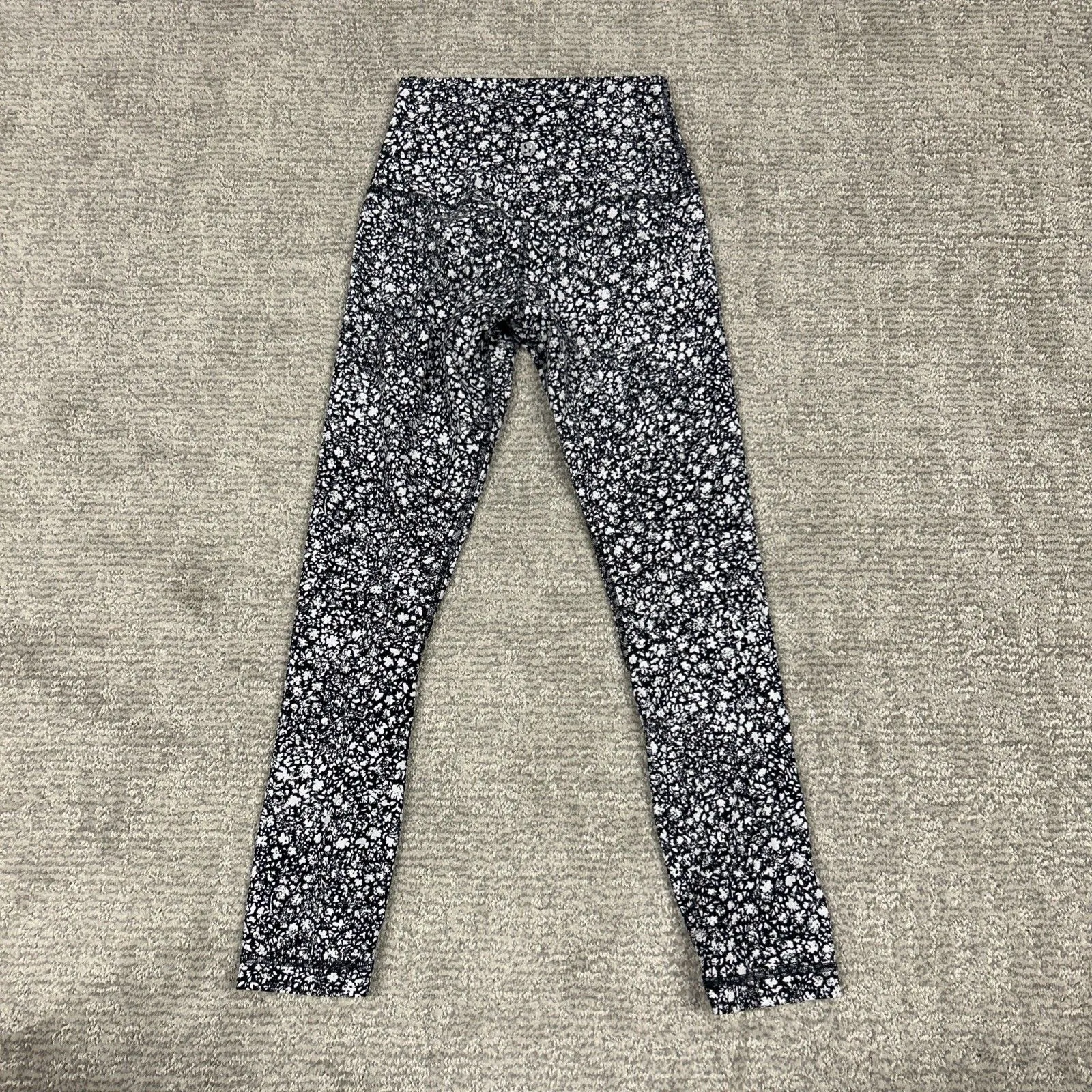 Lululemon Leggings Womens 2 High Rise Align Cropped Black White Floral W6BPAS - Image 6