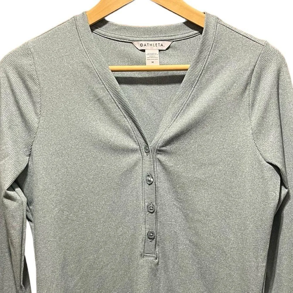 Athleta Uptempo Ribbed Long Sleeve Henley Top Size Medium - Image 3
