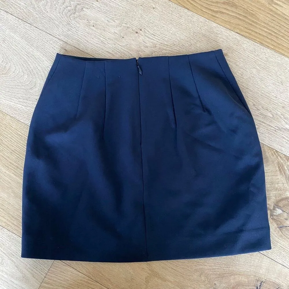 Express - High Rise Mini Skirt in Black - Image 4