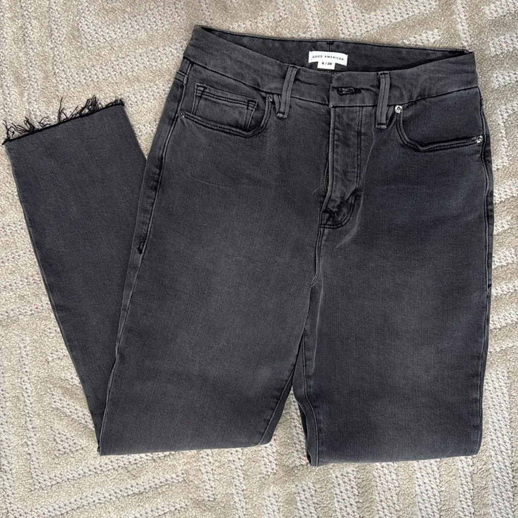 Good American Women's Good Classic Raw Hem Slim Jeans - Image 4