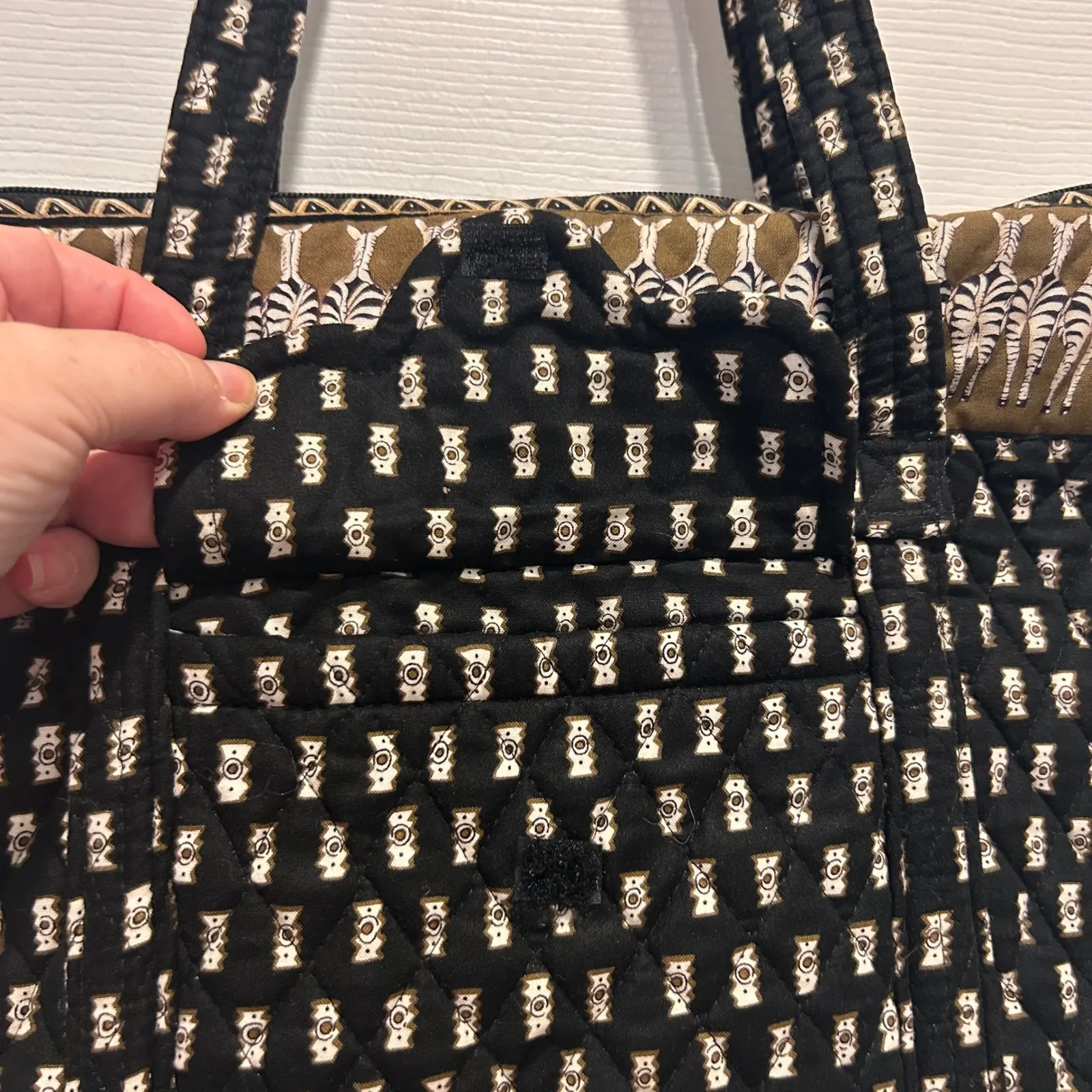 Vera Bradley Tote‎ Bag Purse Black Quilted Retired Zebra Print Shoulder Bag - Image 7