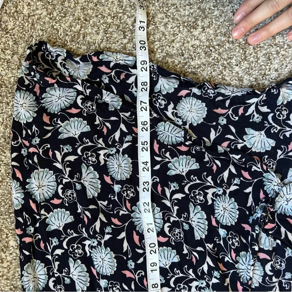 🦋 Loft Lightweight Blue Paisley Coverup Short Sleeve Cardigan Blouse Small - Image 4