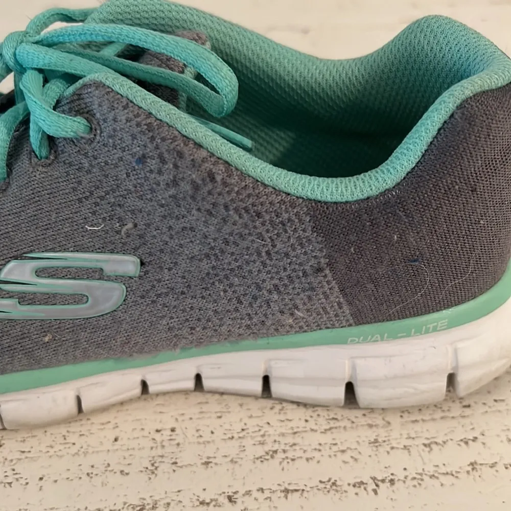 Sketcher memory foam - Image 8